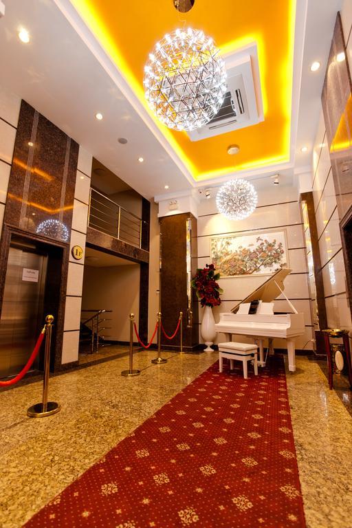 Grand Voyage Hotel Almaty Bagian luar foto