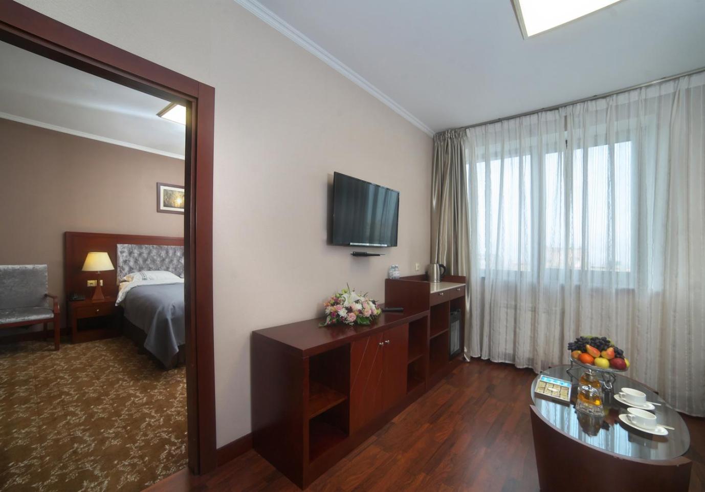 Grand Voyage Hotel Almaty Bagian luar foto