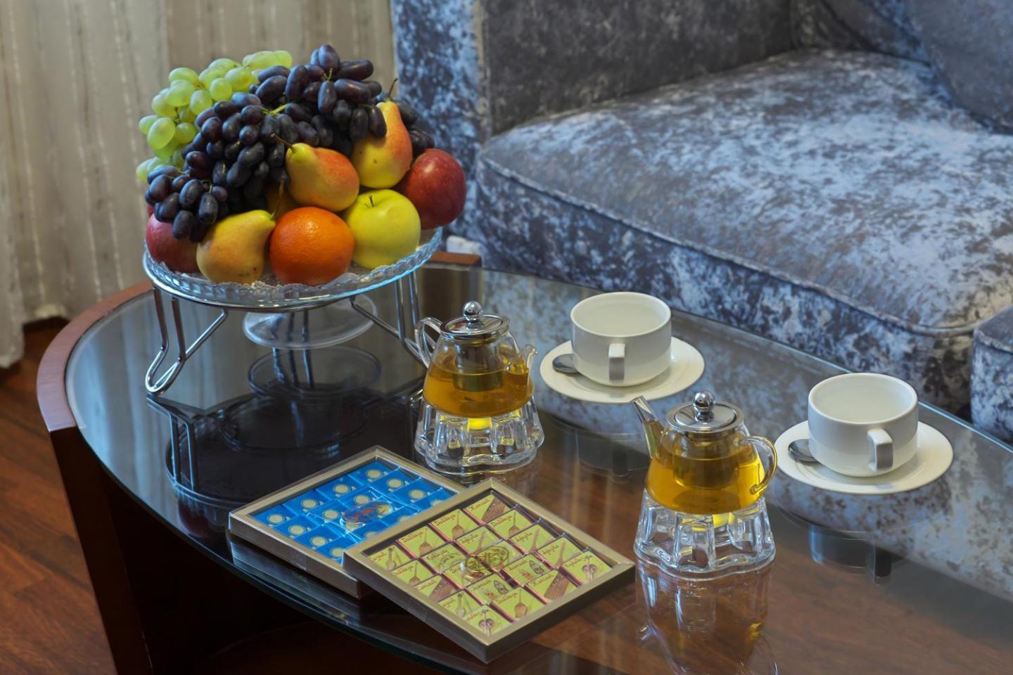 Grand Voyage Hotel Almaty Bagian luar foto