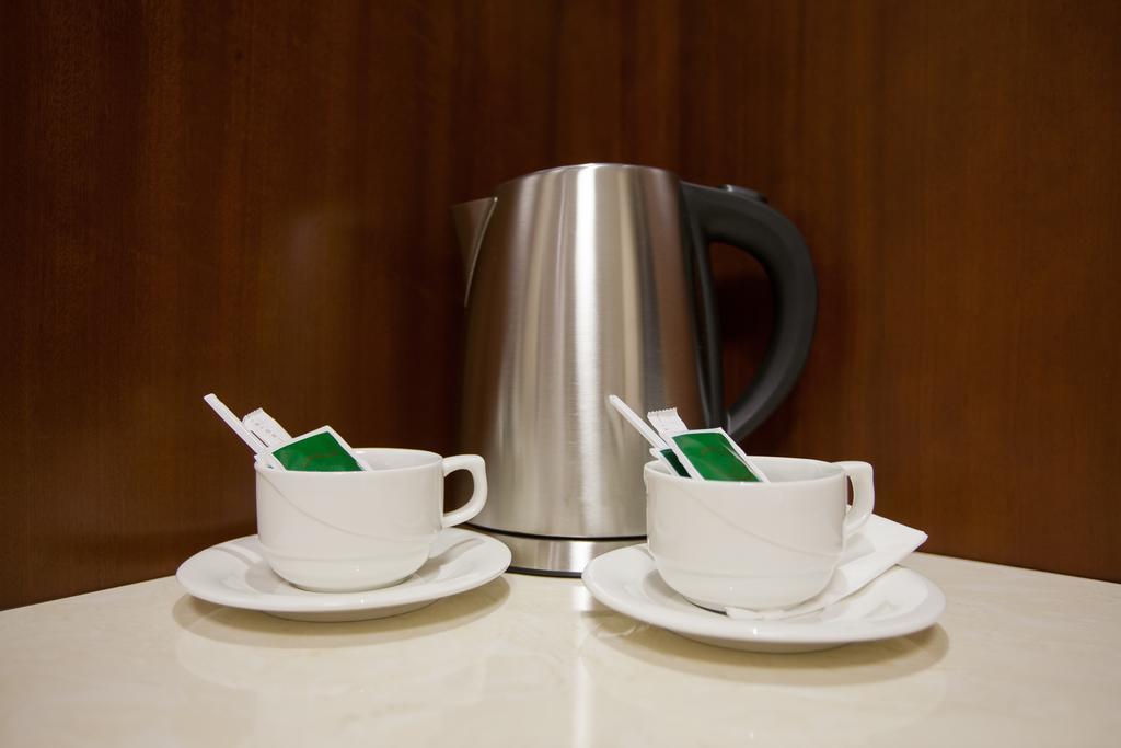 Grand Voyage Hotel Almaty Bagian luar foto