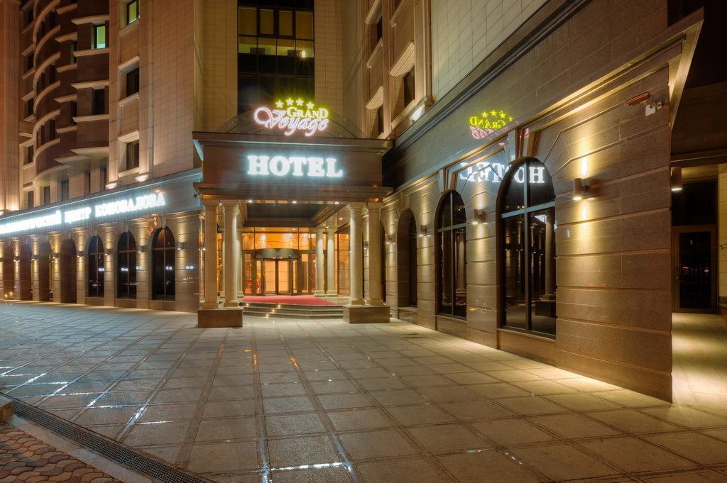 Grand Voyage Hotel Almaty Bagian luar foto